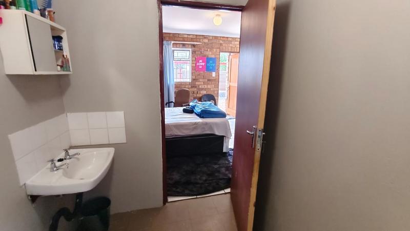 1 Bedroom Property for Sale in Die Bult North West